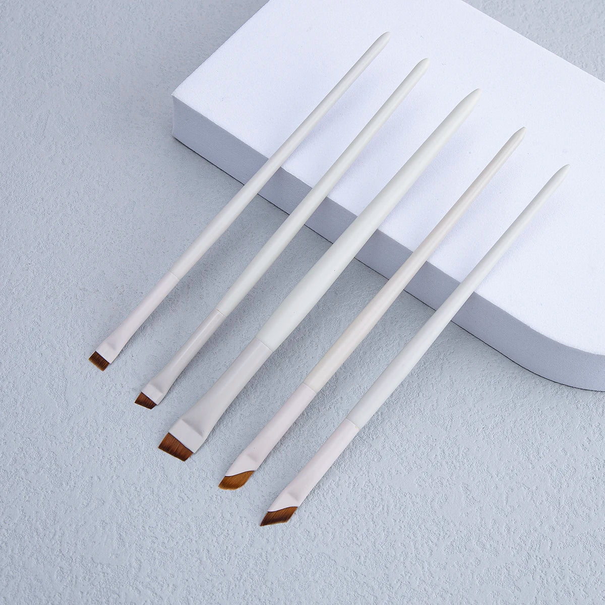 Ultra-Thin Eyeliner Brush